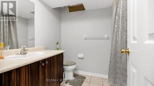 47 Flurry Circle, Brampton, ON - Indoor Photo Showing Bathroom