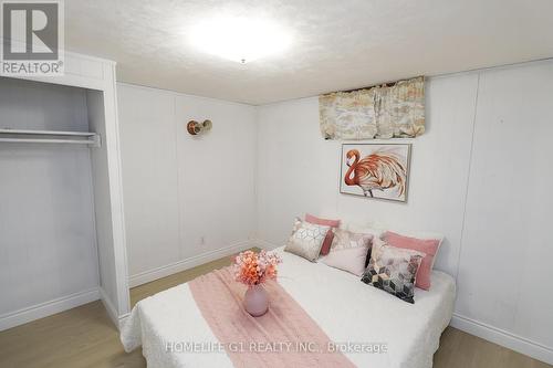 46 Trillium Crescent, London, ON - Indoor Photo Showing Bedroom