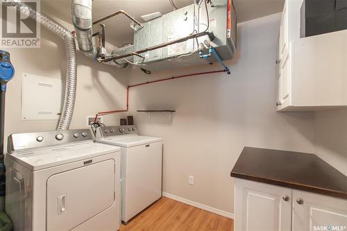 105 586 River Street E, Prince Albert, SK - Indoor Photo Showing Laundry Room