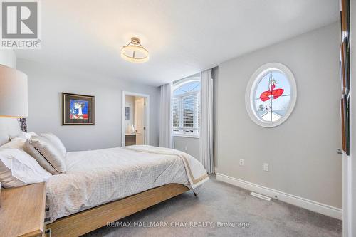 681 Lakelands Avenue, Innisfil, ON - Indoor Photo Showing Bedroom
