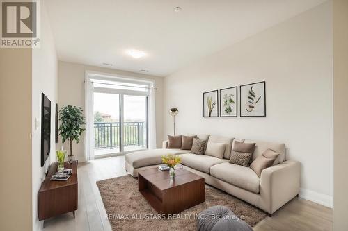 310 - 5917 Main Street, Whitchurch-Stouffville, ON - Indoor Photo Showing Living Room