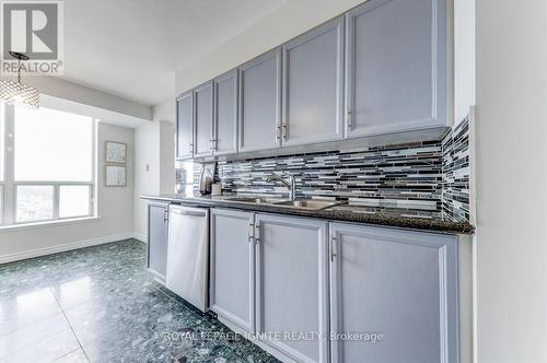 1702 - 400 Mclevin Avenue, Toronto, ON - Indoor Photo Showing Kitchen With Double Sink
