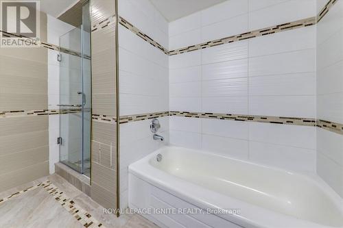 1702 - 400 Mclevin Avenue, Toronto, ON - Indoor Photo Showing Bathroom