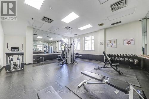 1702 - 400 Mclevin Avenue, Toronto, ON - Indoor Photo Showing Gym Room
