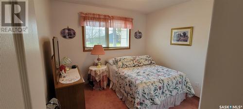 211 2Nd Avenue E, Unity, SK - Indoor Photo Showing Bedroom