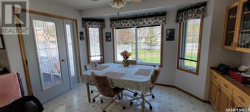 211 2Nd Avenue E, Unity, SK - Indoor Photo Showing Dining Room