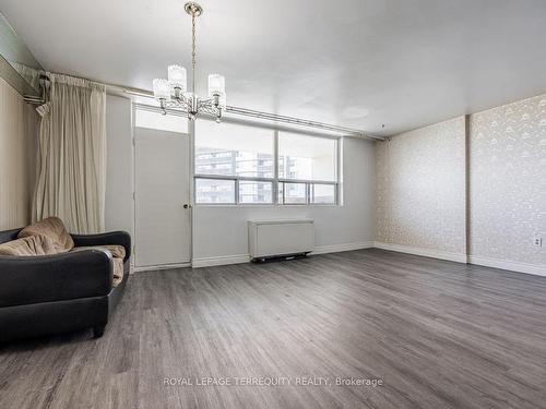 505-3420 Eglinton Ave E, Toronto, ON - Indoor Photo Showing Other Room