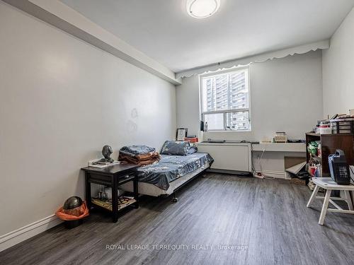 505-3420 Eglinton Ave E, Toronto, ON - Indoor Photo Showing Bedroom