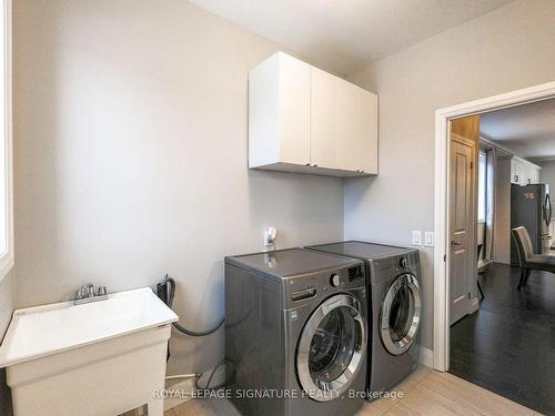 152 Bishop Dr, Barrie, ON - Indoor Photo Showing Laundry Room