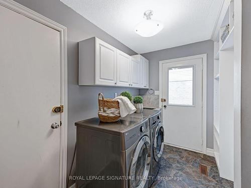 3095 Tours Rd, Mississauga, ON - Indoor Photo Showing Laundry Room