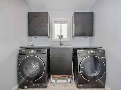38 Hebert St, Guelph, ON - Indoor Photo Showing Laundry Room