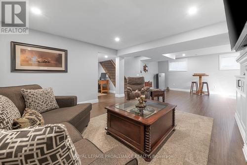 85 Ambrosia Terrace, Quinte West, ON - Indoor Photo Showing Living Room