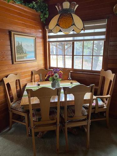 196 Wasagaming Drive, Clear Lake, MB - Indoor Photo Showing Dining Room