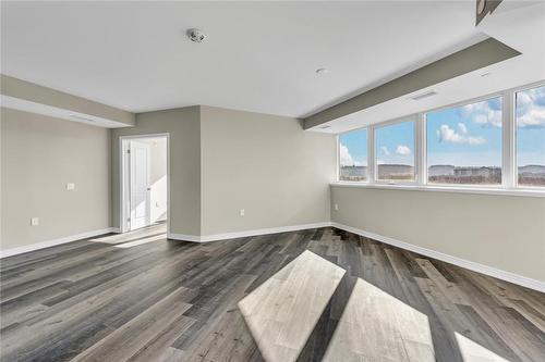 2750 King Street E|Unit #706, Hamilton, ON - Indoor Photo Showing Other Room