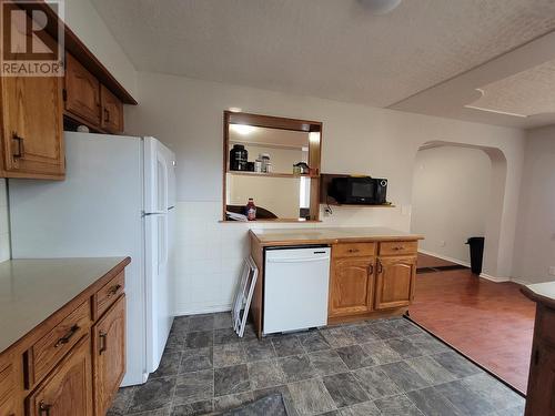 3503 Sparks Street, Terrace, BC - Indoor Photo Showing Kitchen