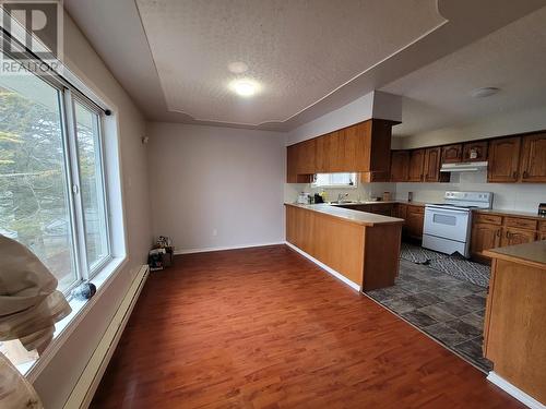 3503 Sparks Street, Terrace, BC - Indoor Photo Showing Kitchen