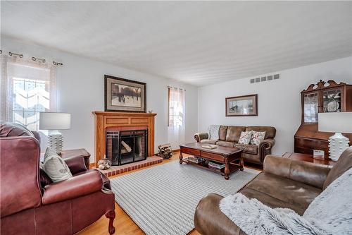 1930 West River Road, Cambridge, ON - Indoor Photo Showing Living Room With Fireplace
