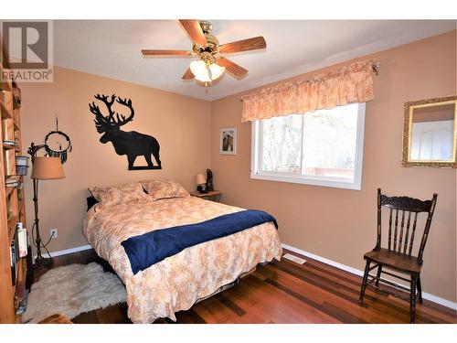 536-537 Loon Avenue, Vernon, BC - Indoor Photo Showing Bedroom