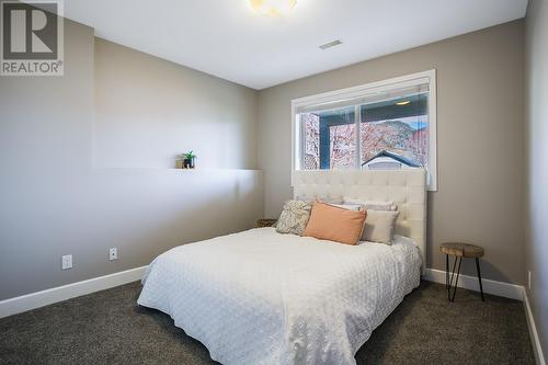 1425 Kendra Court, Kelowna, BC - Indoor Photo Showing Bedroom