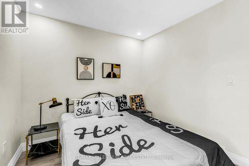 719 Dougall Avenue, Windsor, ON - Indoor Photo Showing Bedroom