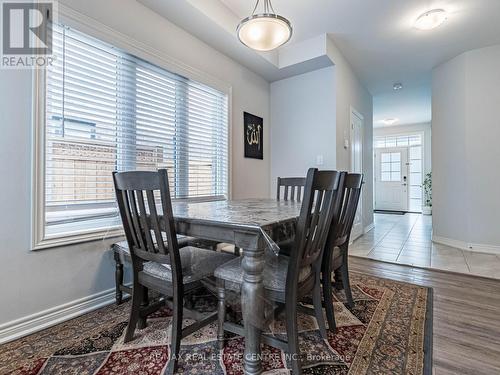 9561 Tallgrass Avenue, Niagara Falls, ON - Indoor Photo Showing Dining Room