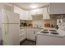212 - 880 Wordsworth Avenue, Warfield, BC  - Indoor Photo Showing Kitchen With Double Sink 