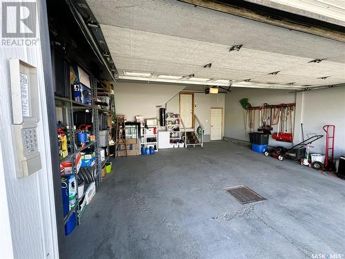 3936 E Nottingham Crescent, Regina, SK - Indoor Photo Showing Garage