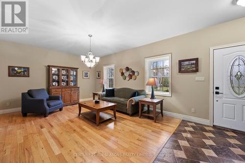 66 Quarry Road, Bancroft, ON - Indoor Photo Showing Living Room