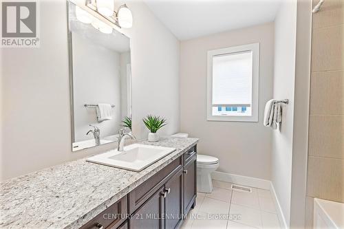 134 Red Pine Street, Blue Mountains, ON - Indoor Photo Showing Bathroom