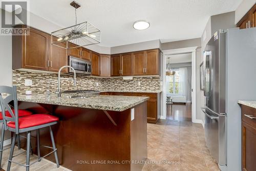 300 Ridge Top Crescent, Guelph/Eramosa, ON - Indoor Photo Showing Kitchen With Upgraded Kitchen