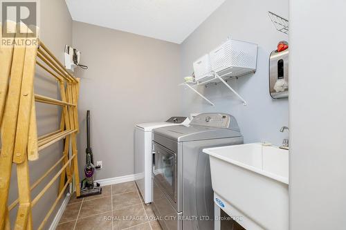 300 Ridge Top Crescent, Guelph/Eramosa, ON - Indoor Photo Showing Laundry Room