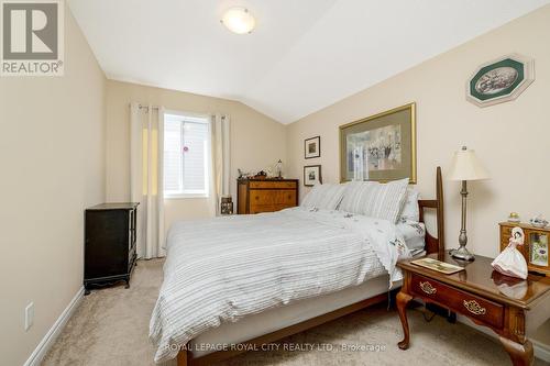 300 Ridge Top Crescent, Guelph/Eramosa, ON - Indoor Photo Showing Bedroom