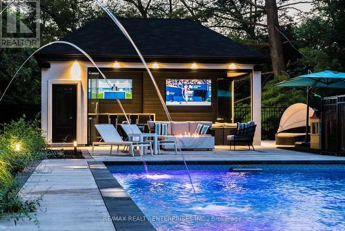 1266 Minaki Road, Mississauga, ON - Outdoor With In Ground Pool