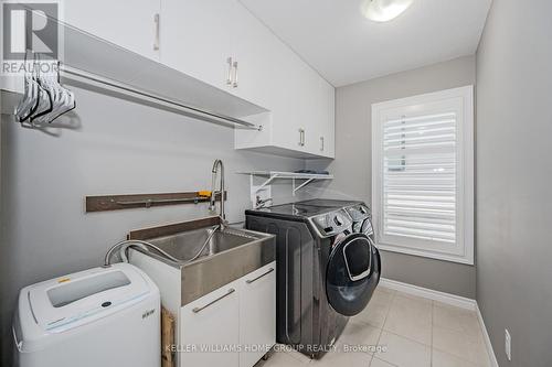 121 Lovett Lane, Guelph, ON - Indoor Photo Showing Laundry Room