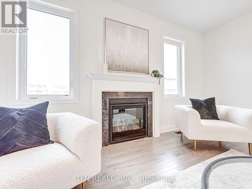 66 Oriole Crescent, Port Colborne, ON - Indoor Photo Showing Living Room With Fireplace