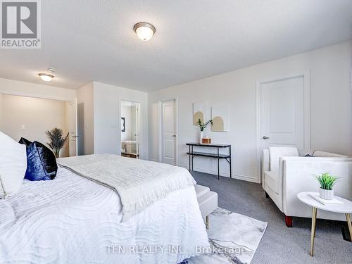 66 Oriole Crescent, Port Colborne, ON - Indoor Photo Showing Bedroom
