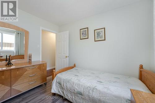 39 Kitchener Avenue, Brantford, ON - Indoor Photo Showing Bedroom