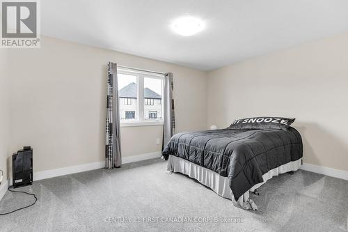 1619 Upper West Avenue, London, ON - Indoor Photo Showing Bedroom