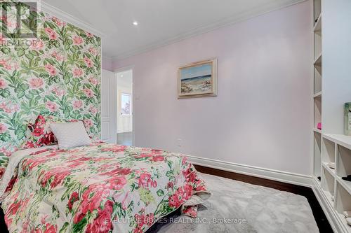 7 Amberdale Court, Caledon, ON - Indoor Photo Showing Bedroom