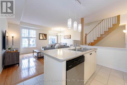 47 Bert Tait Lane, Whitchurch-Stouffville, ON - Indoor Photo Showing Kitchen With Double Sink