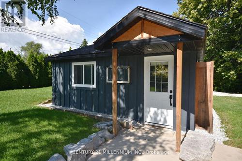 13 Cherry Street, Collingwood, ON - Outdoor