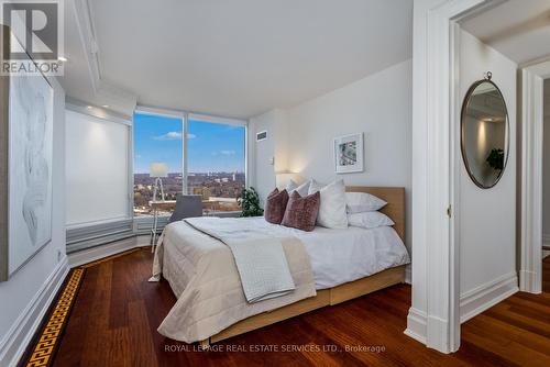 3501 - 1 Palace Pier Court, Toronto, ON - Indoor Photo Showing Bedroom