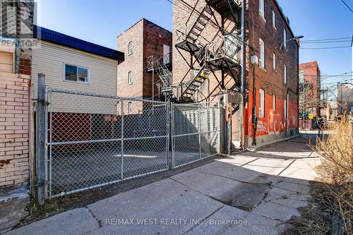 1278 Bloor Street W, Toronto (Dovercourt-Wallace Emerson-Junction), ON 