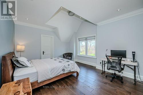 228 Tweedsdale Crescent, Oakville, ON - Indoor Photo Showing Bedroom