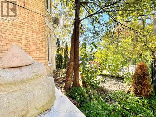 483 Ontario Street, Toronto, ON - Outdoor