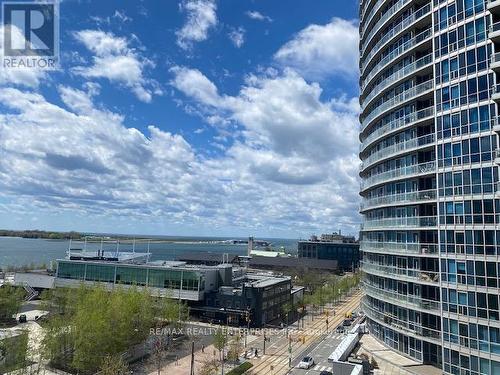 810 - 208 Queens Quay W, Toronto, ON - Outdoor With View