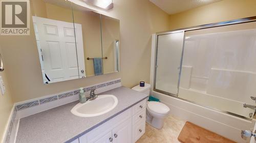 6678 Barrette Road, Fort St. John, BC - Indoor Photo Showing Bathroom