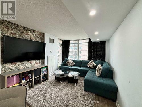 1506 - 25 Town Centre Court, Toronto, ON - Indoor Photo Showing Living Room