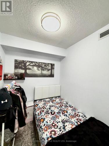 1506 - 25 Town Centre Court, Toronto, ON - Indoor Photo Showing Bedroom