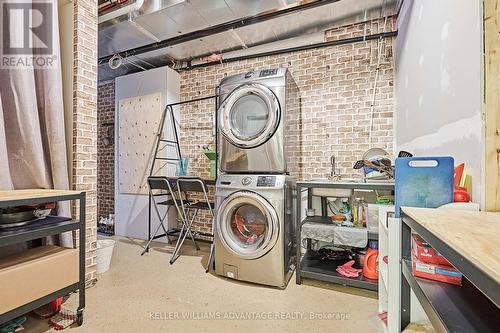 33 Pringdale Gardens Circle, Toronto, ON - Indoor Photo Showing Laundry Room